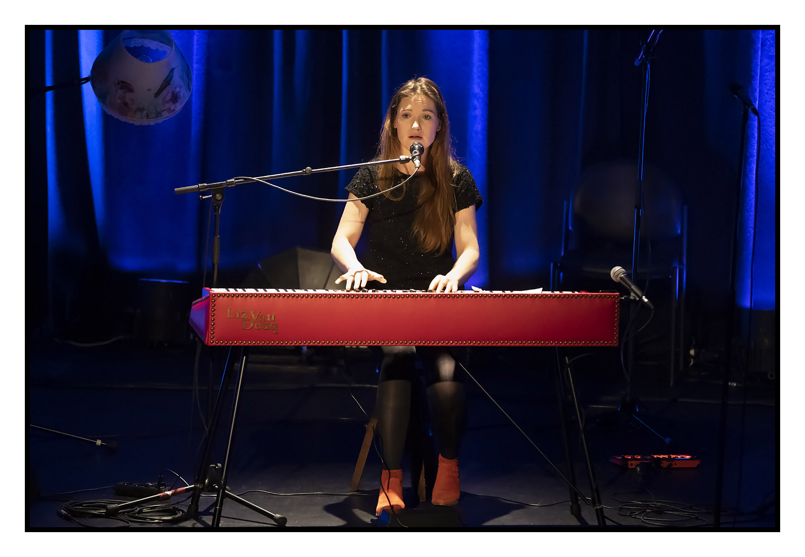 Liz Van Deuq à Mably